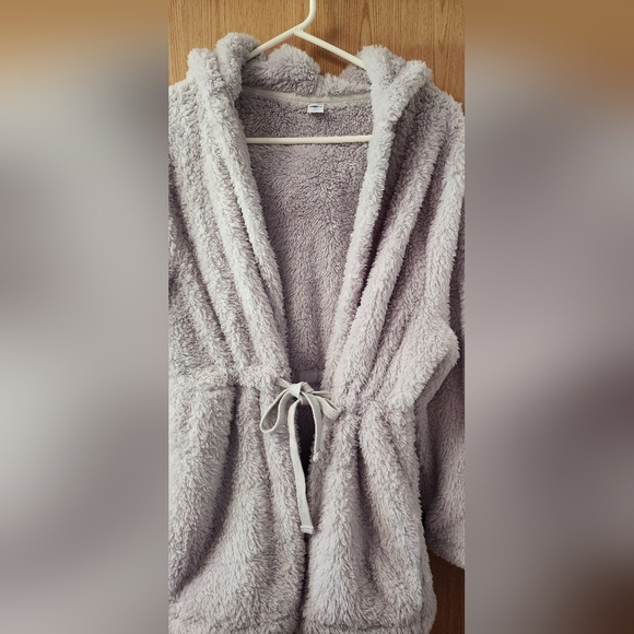 Old Navy Gray Cozy Knit Robe - Picture 3 of 6
